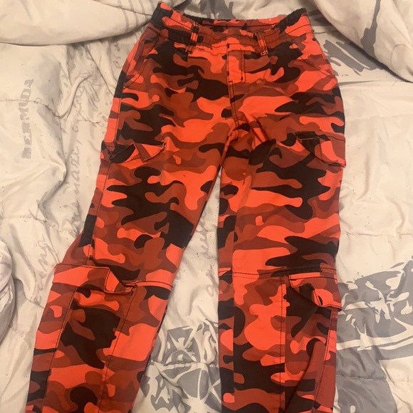 Red camo jeggings. size 1  1/2 - Picture 3 of 7